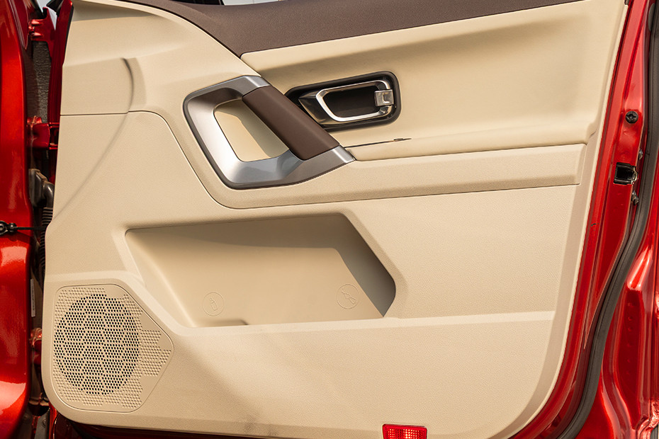 Tata Harrier Drivers Door Panel