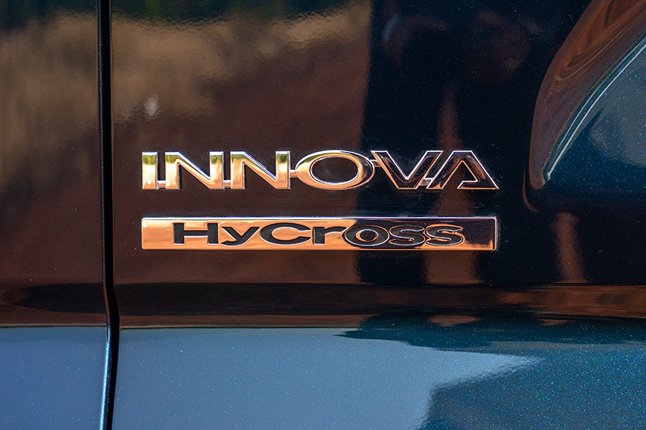 Toyota Innova Hycross Model Badge