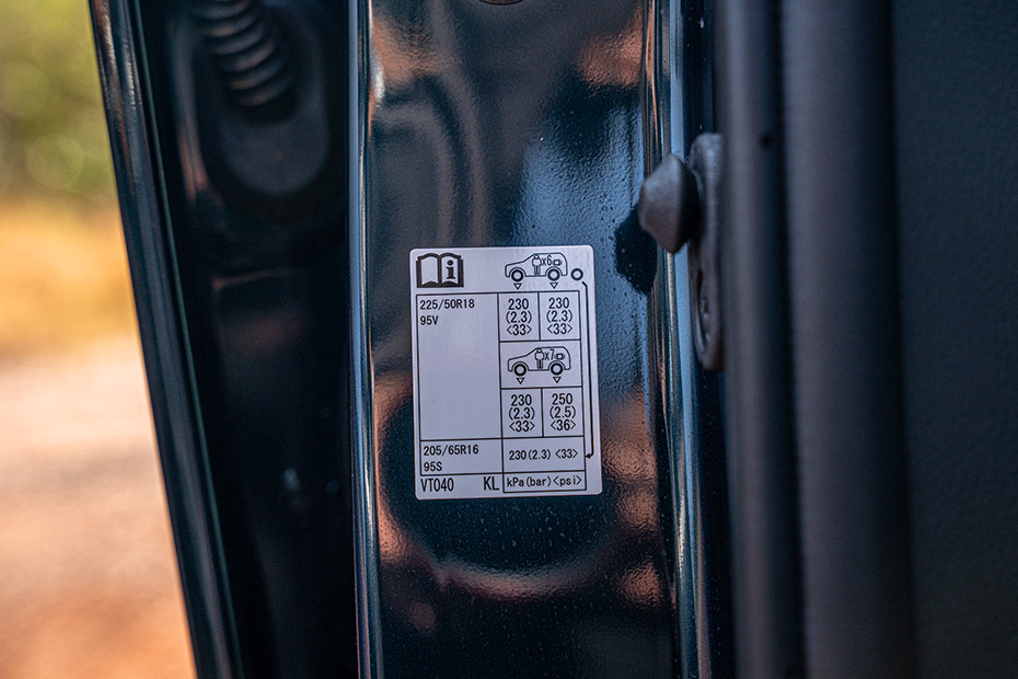 Toyota Innova Hycross Tyre Pressure Information
