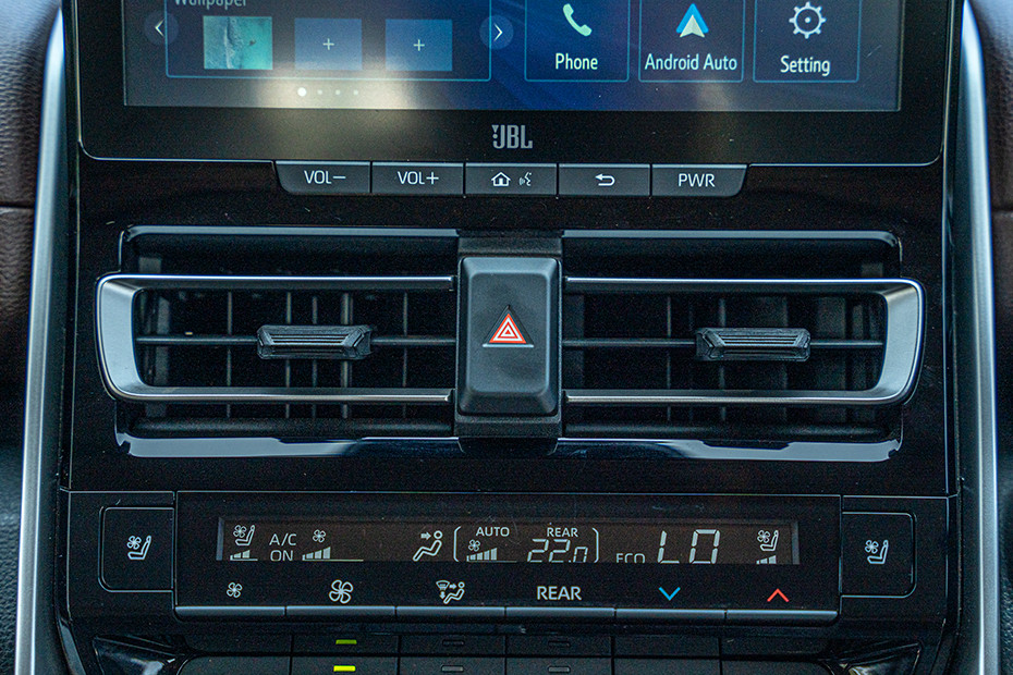 Toyota Innova Hycross Central AC Vent