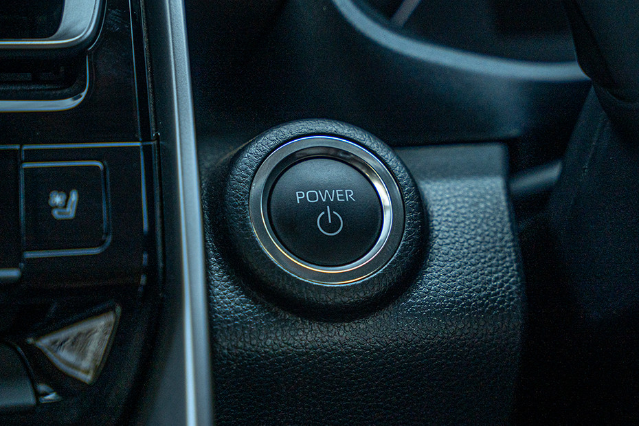 Toyota Innova Hycross Push-button Start/Stop