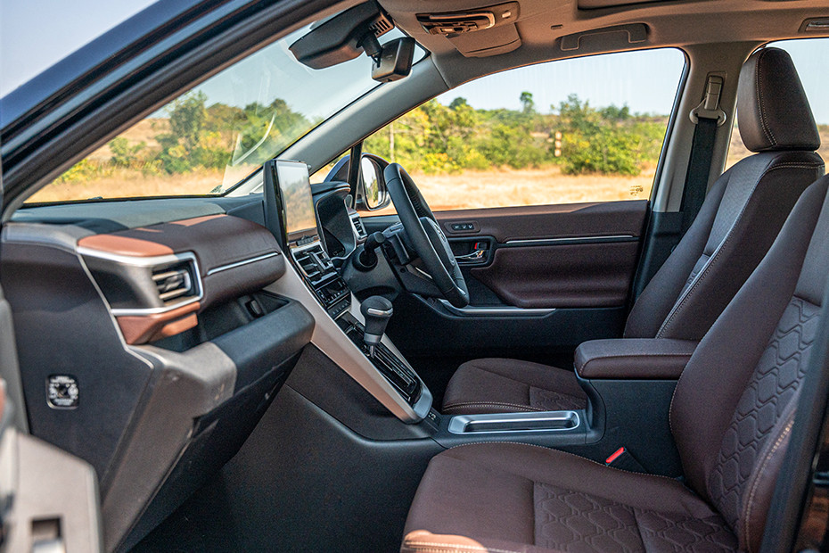 Toyota Innova Hycross Passenger Cabin View