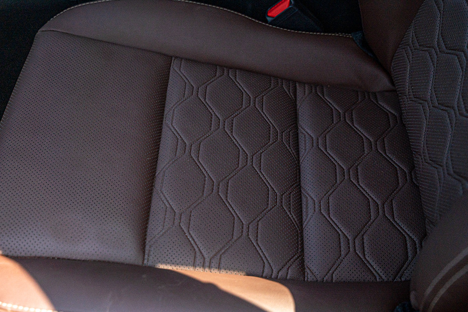 Toyota Innova Hycross Front Seat Ventilation (Close Up)
