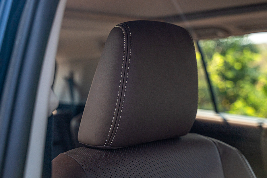 Toyota Innova Hycross Front Seat Headrest
