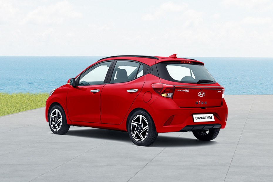 Hyundai Grand i10 Nios Rear Left View