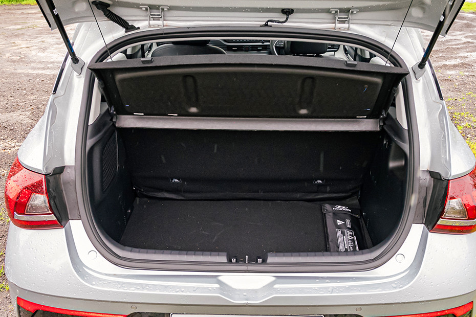 Hyundai i20 Boot Space