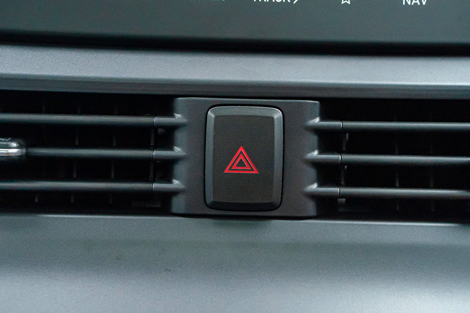 Hyundai i20 Hazard Light Switch