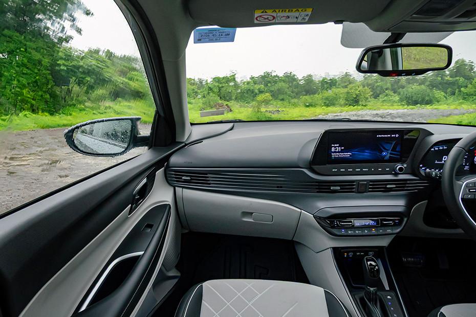 Hyundai i20 Passenger View