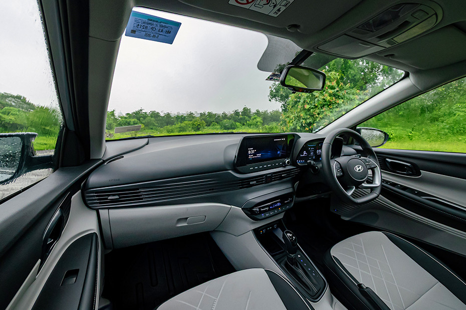 Hyundai i20 Dashboard: Passenger's View