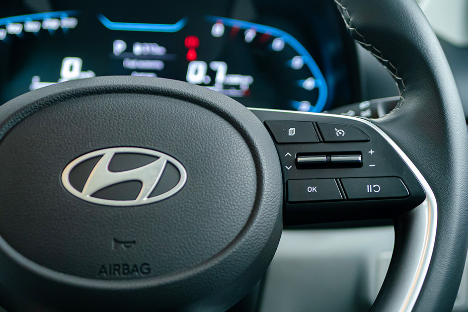 Hyundai i20 Steering Wheel Buttons (Right)