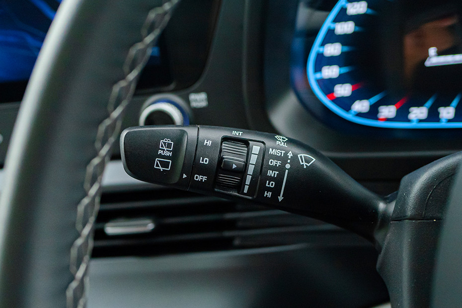 Hyundai i20 Wiper Control