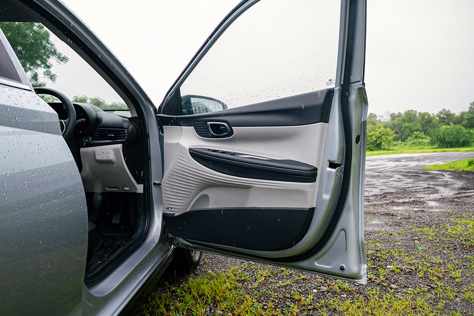 Hyundai i20 Drivers Door Panel