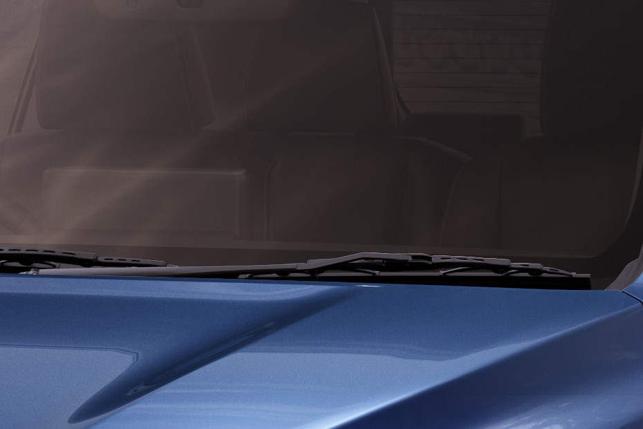 Maruti Invicto Front Wiper