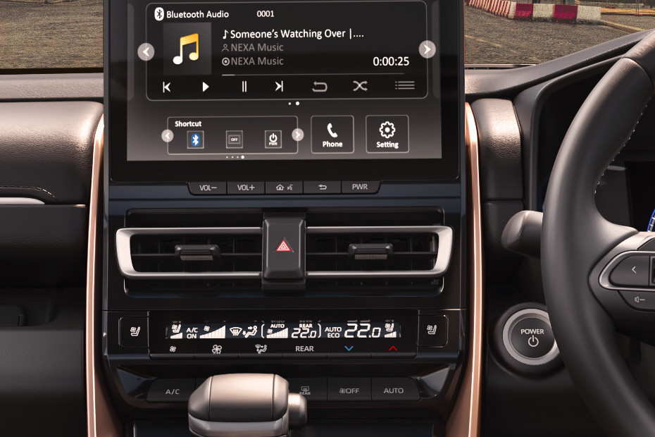 Maruti Invicto Front Air Vents