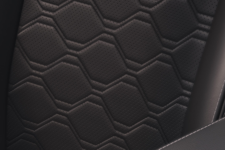 Maruti Invicto Upholstery Details