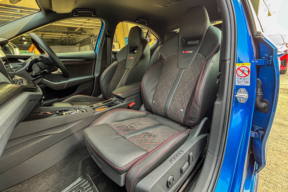 Skoda Skoda Octavia RS INTERIOR Dashboard