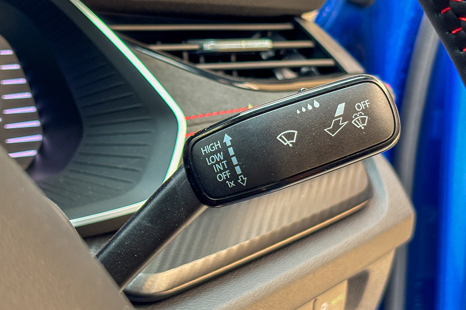 Skoda Skoda Octavia RS INTERIOR Steering Wheel