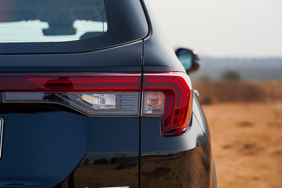 Honda Elevate Rear Fog Lamp