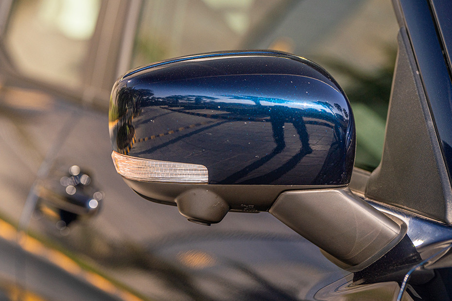 Maruti e Vitara LED Blinker on OVRM