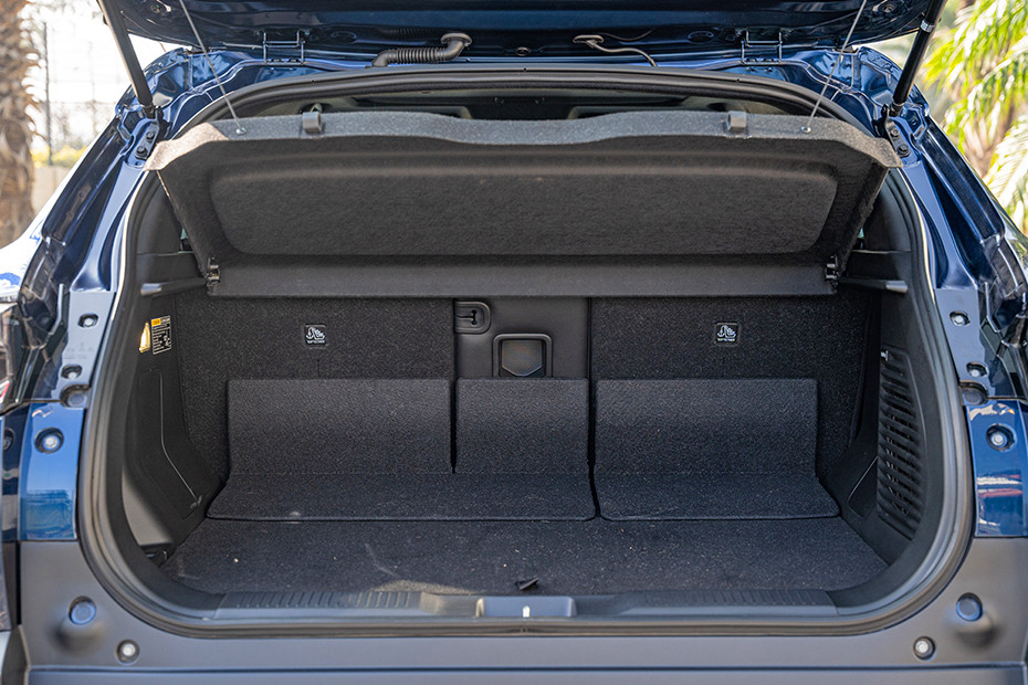 Maruti e Vitara Complete Storage Area View