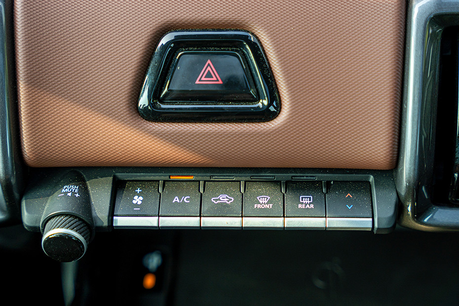 Maruti e Vitara Dashboard Controls