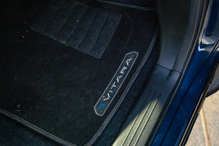 Maruti e Vitara Floor Mats
