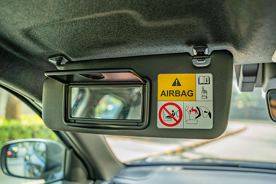 Maruti e Vitara Sun Visor with Vanity Mirror