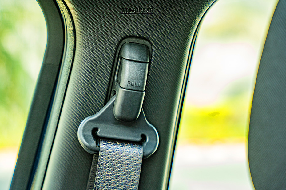 Maruti e Vitara Height-adjustable Seatbelt