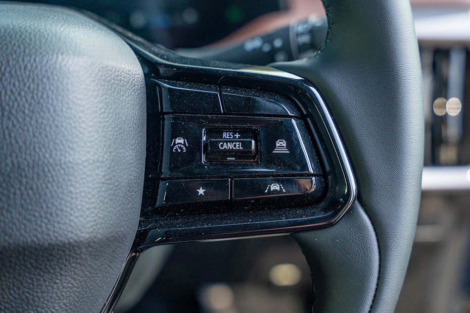 Maruti e Vitara Steering Wheel Buttons (Right)