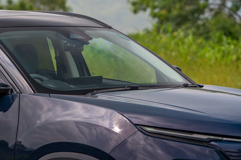 Tata Harrier EV Front Windshield and Wiper