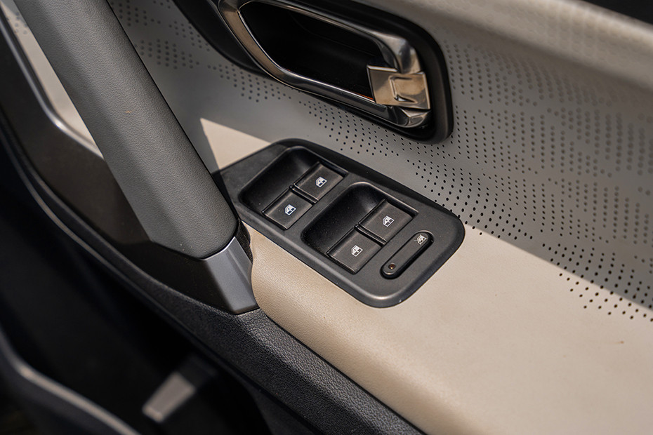 Tata Harrier EV Door Controls