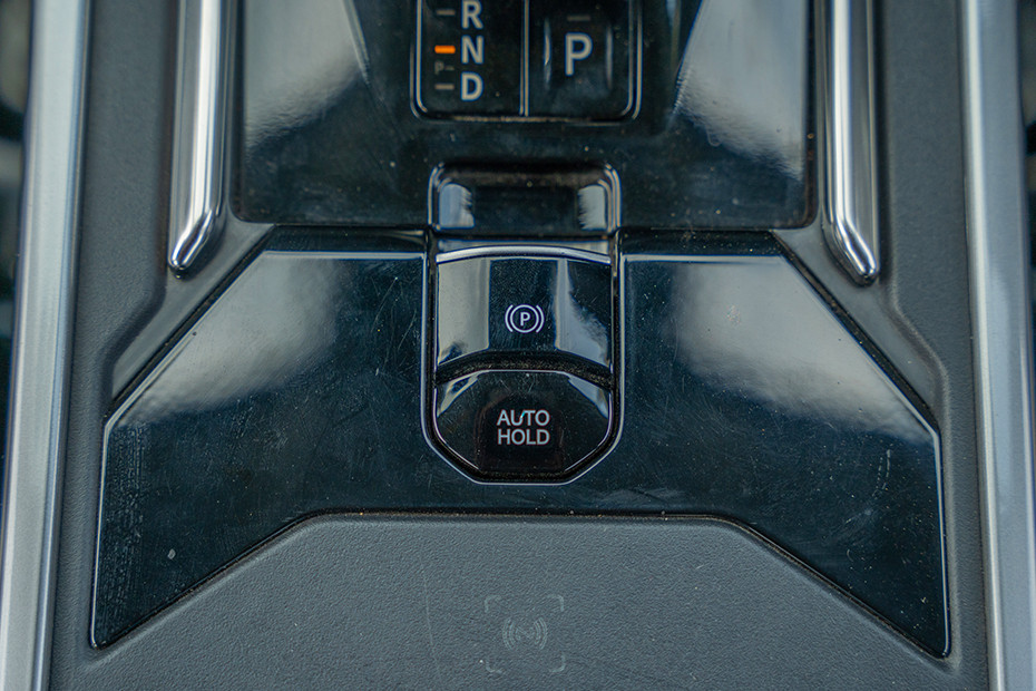 Tata Harrier EV Auto Hold