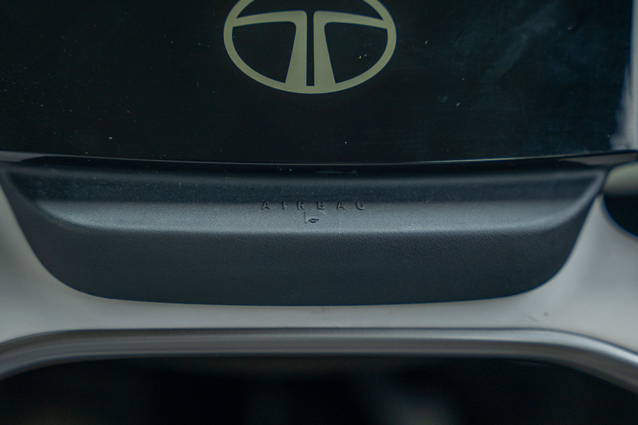 Tata Harrier EV Driver Airbag