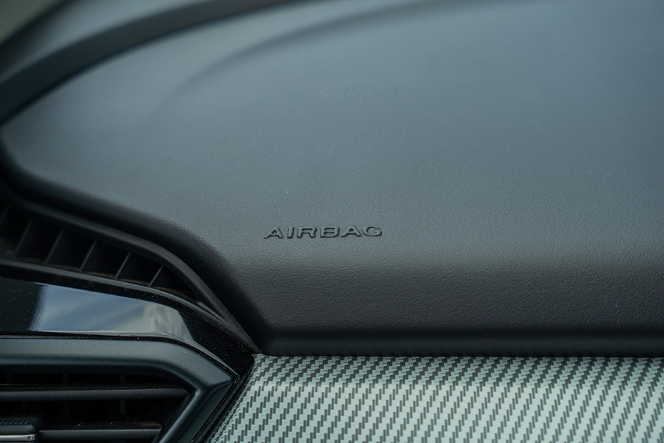 Tata Harrier EV Passenger Airbag