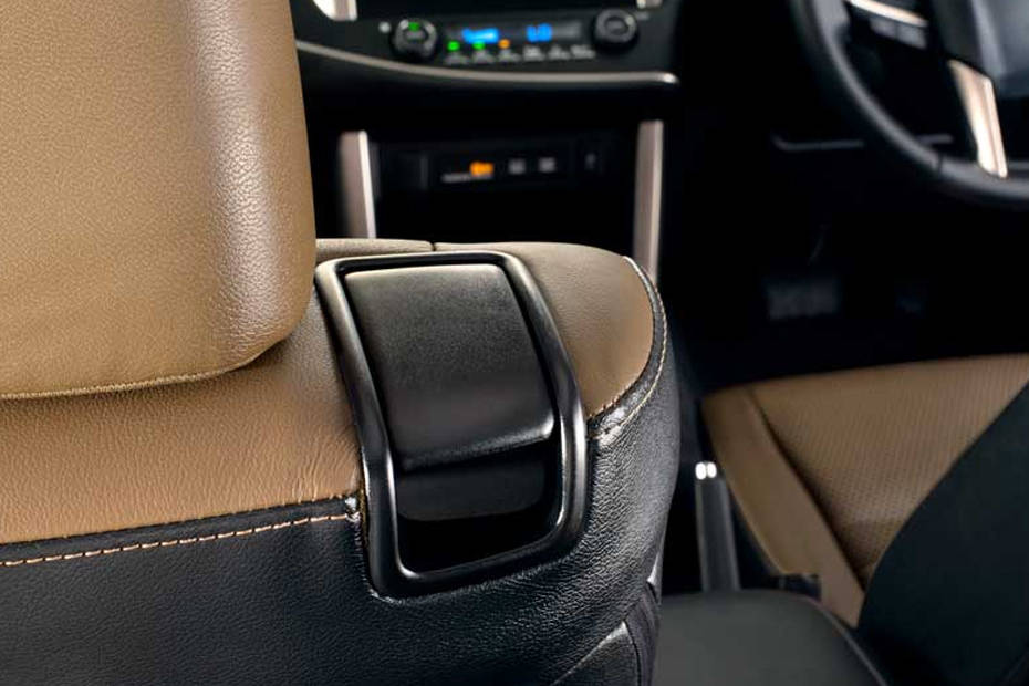 Toyota Innova Crysta Easy Slide Front Passenger Seat
