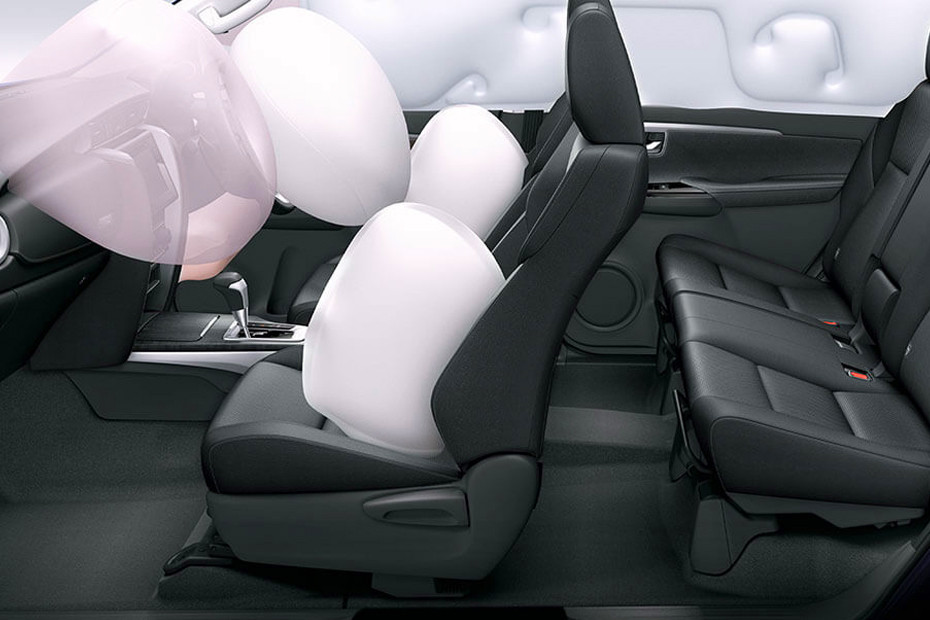 Toyota Fortuner Legender AirBags