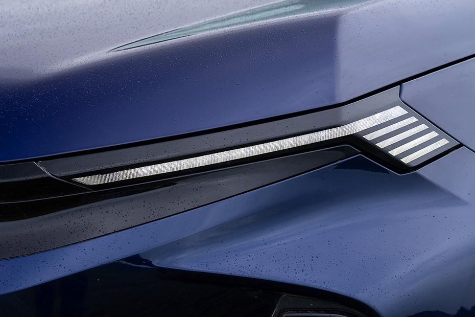 Tata Nexon Daytime Running Lamps (DRL)
