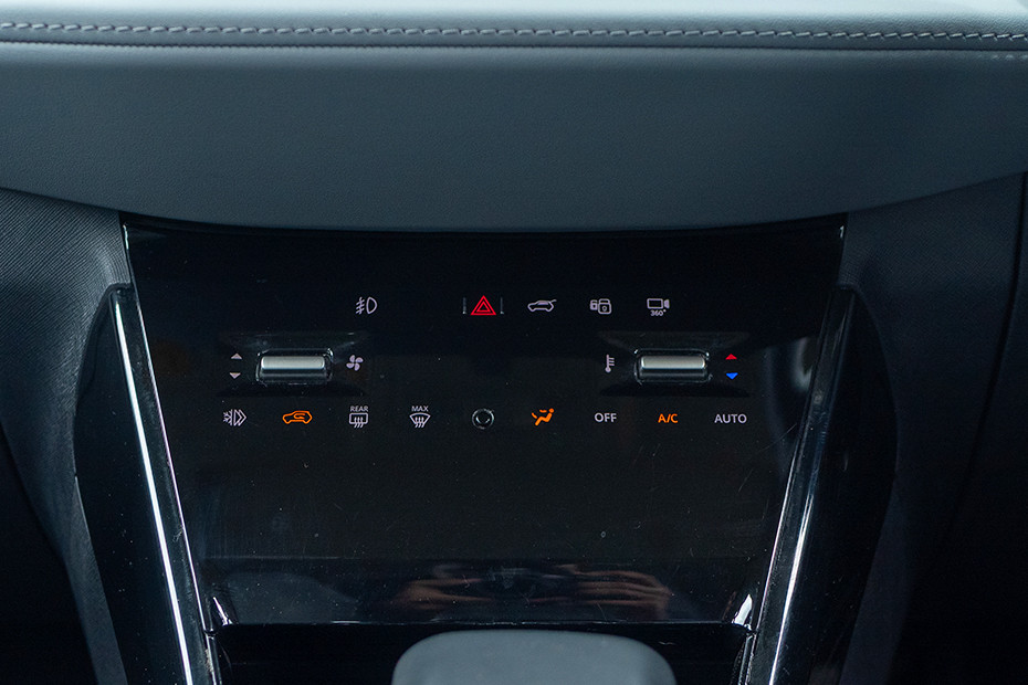 Tata Nexon Dashboard Controls