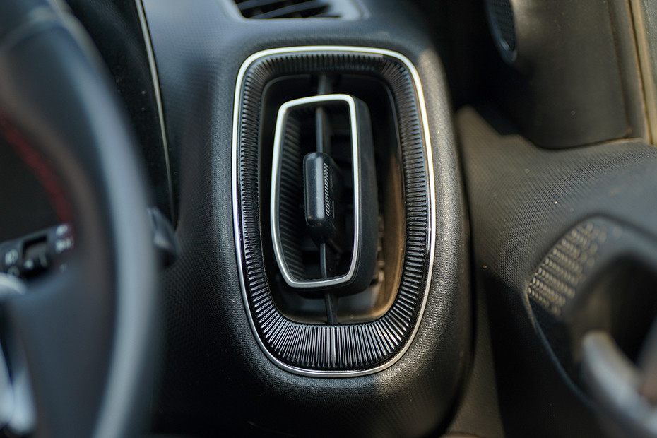 Kia Sonet Driver's Side AC Vent