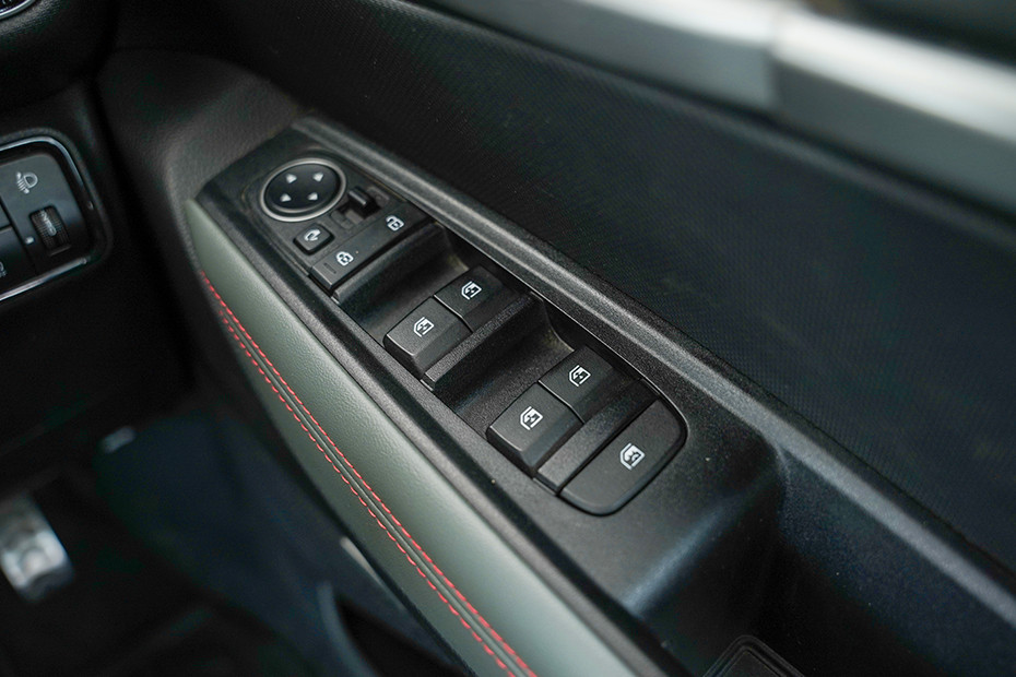 Kia Sonet Door Controls