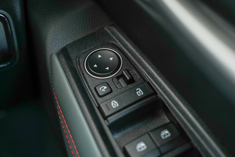 Kia Sonet Mirror Adjustment Controls