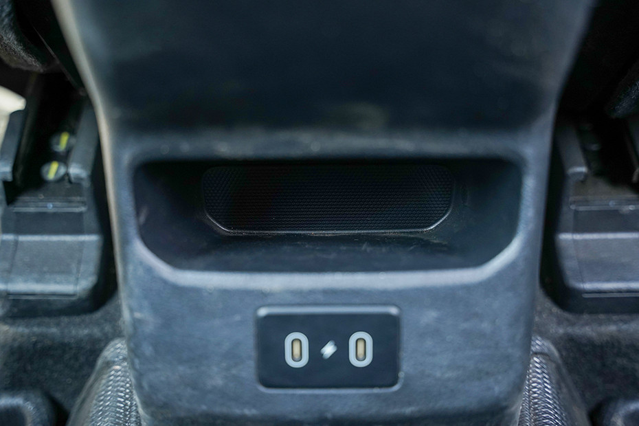 Kia Sonet Centre Tunnel Storage(Rear)