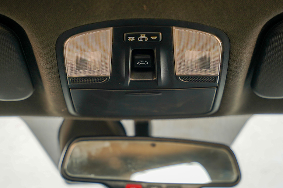 Kia Sonet Sunroof Control