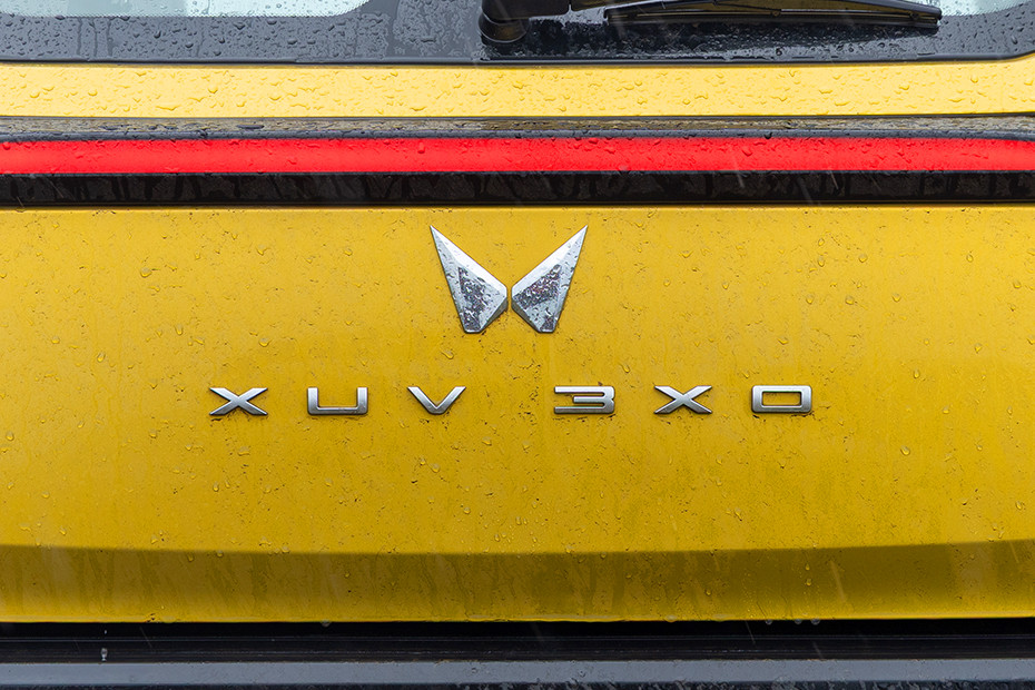 Mahindra XUV 3XO Model Badge