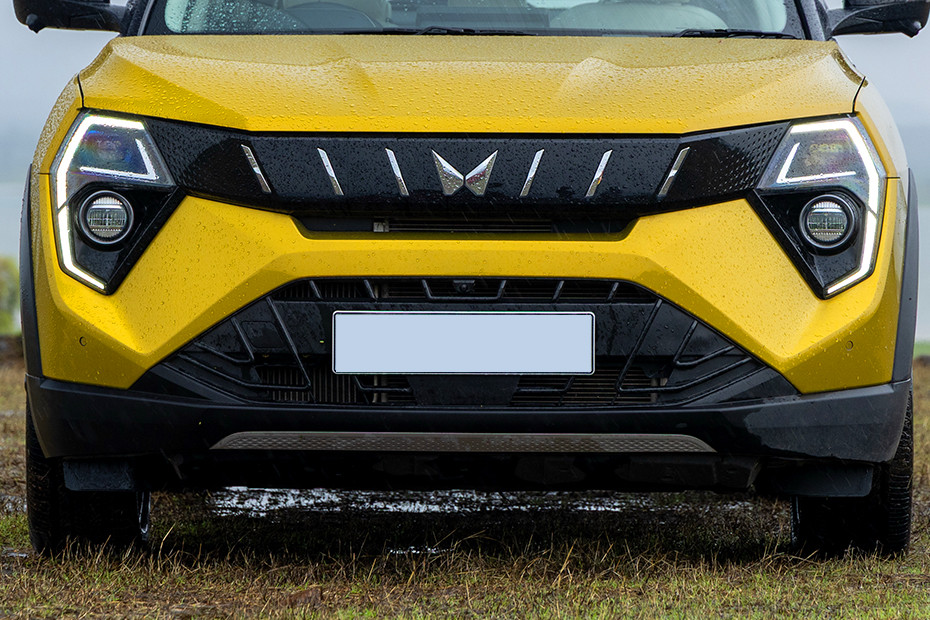 Mahindra XUV 3XO Front Bumper