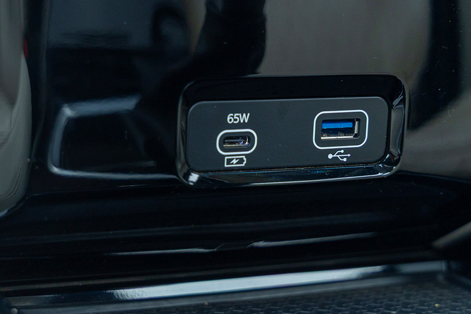 Mahindra XUV 3XO USB Charging Port (Front)