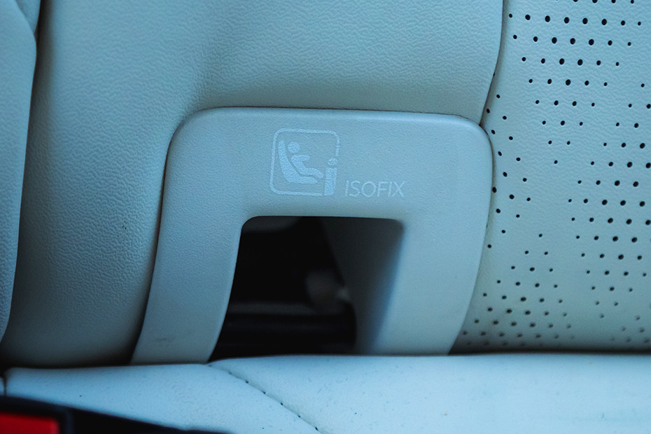 Mahindra XUV 3XO ISOFIX Child Seat Mount
