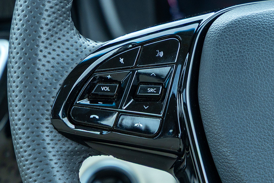 Mahindra XUV 3XO Steering Wheel Buttons (Left)