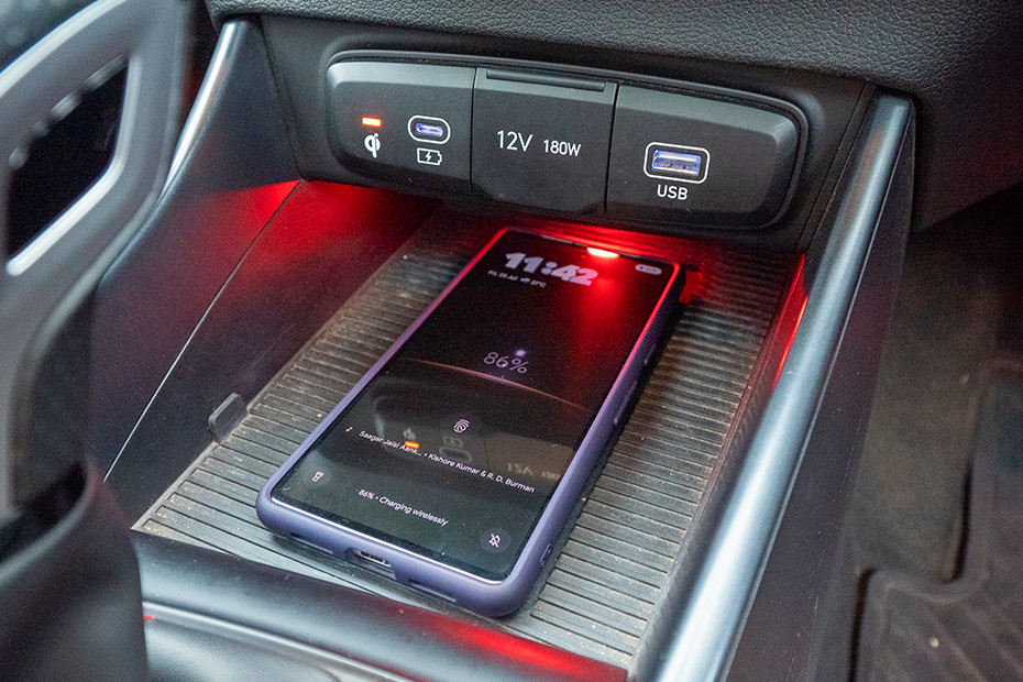 Hyundai i20 N-Line Wireless Charger
