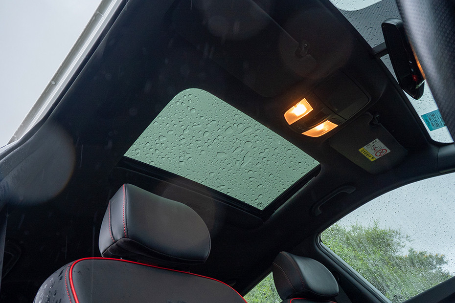 Hyundai i20 N-Line Sunroof (Inside View)